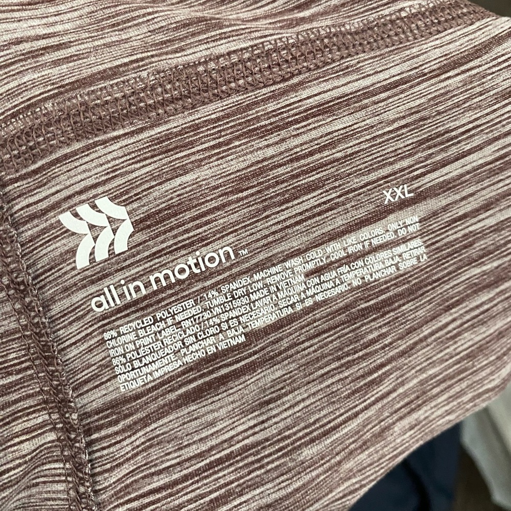 All In Motion Men’s Navy and Heather Maroon Shorts with pockets (2 pair) NWT - Picture 9 of 10